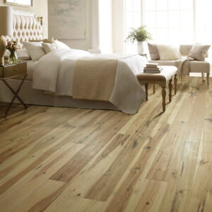Bedroom hardwood flooring | Carpet Source