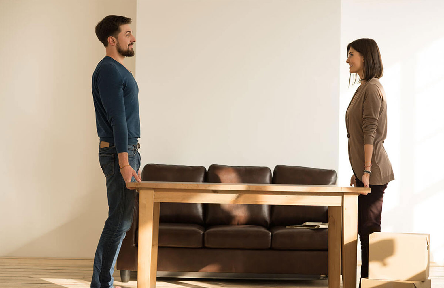 Couple moving table | Carpet Source