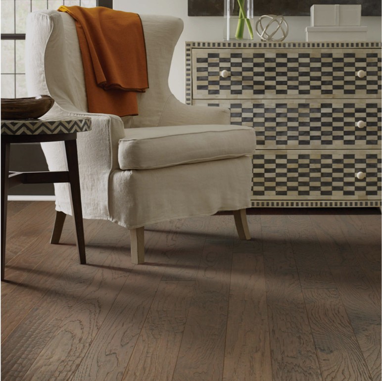 Hardwood flooring | Carpet Source